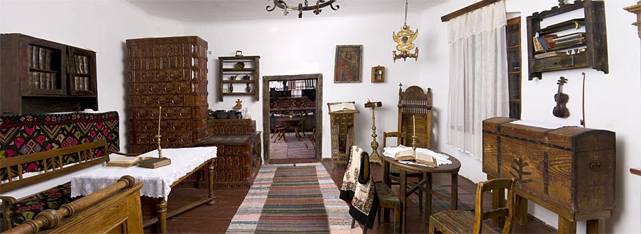 Muzeul "Casa preotului bucovinean" - interior